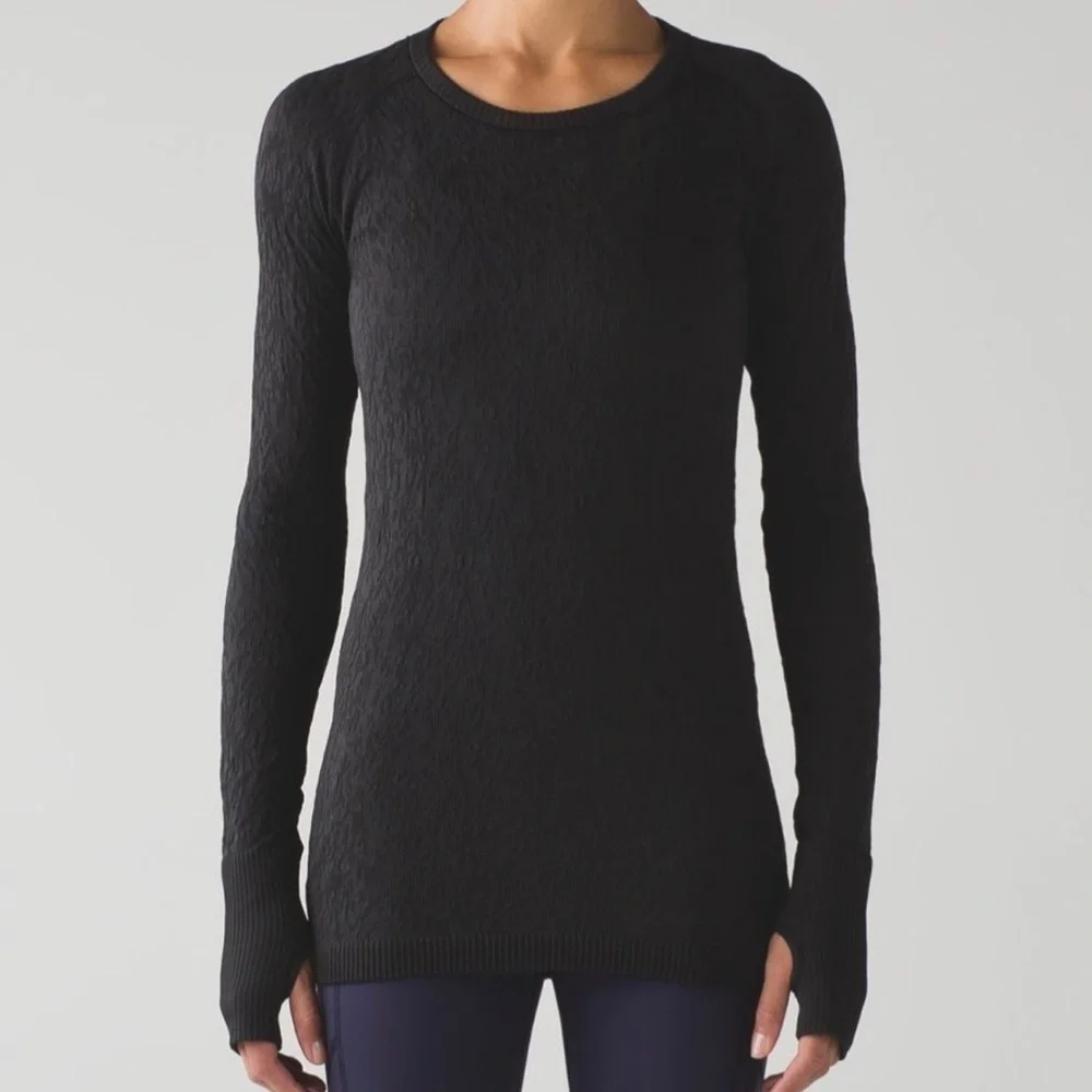 Lululemon Rest Less Pullover Top Sz 4 Black Animal Print - Picture 2 of 9